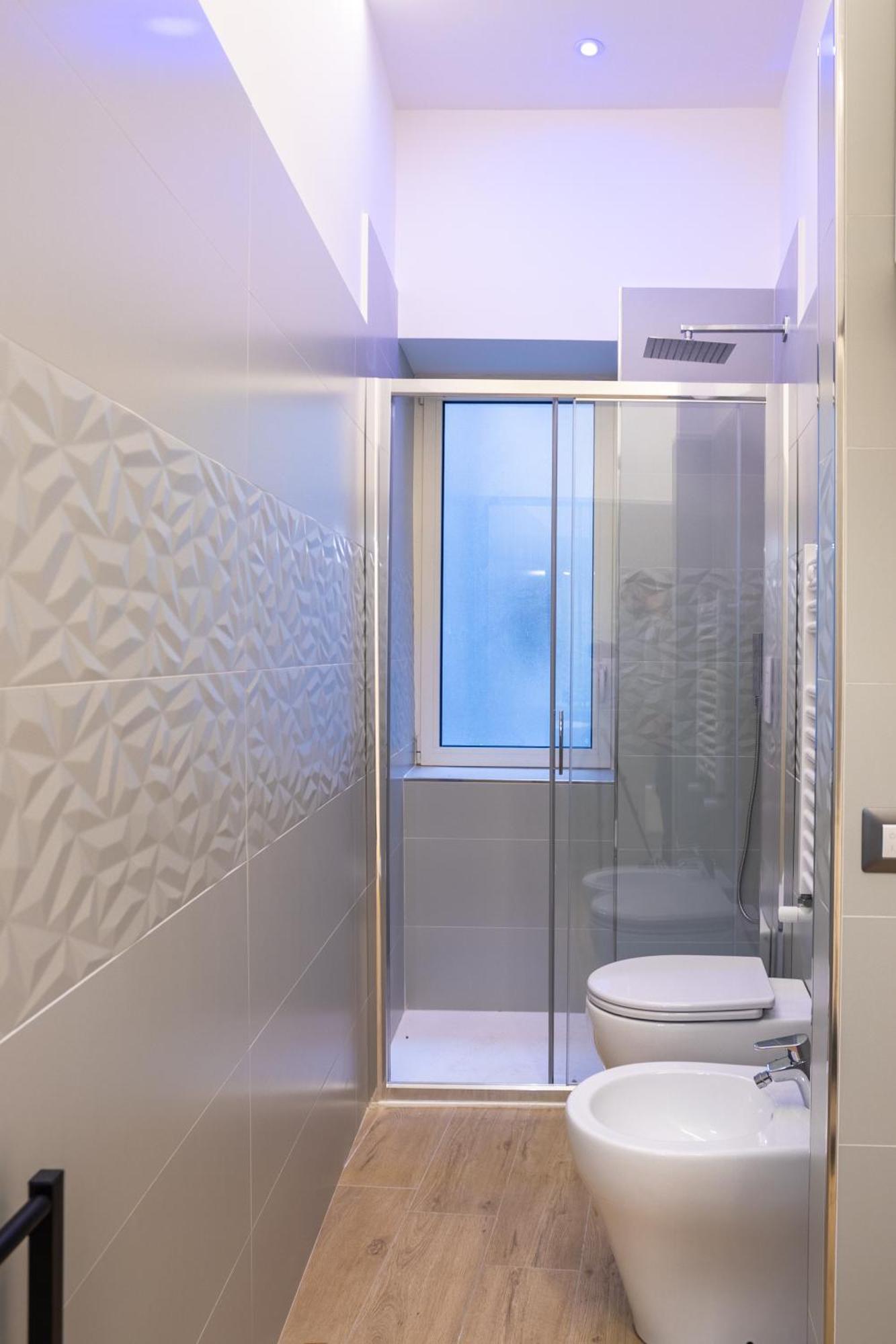Song House Apartment Centro Storico 7 Pax 나폴리 외부 사진