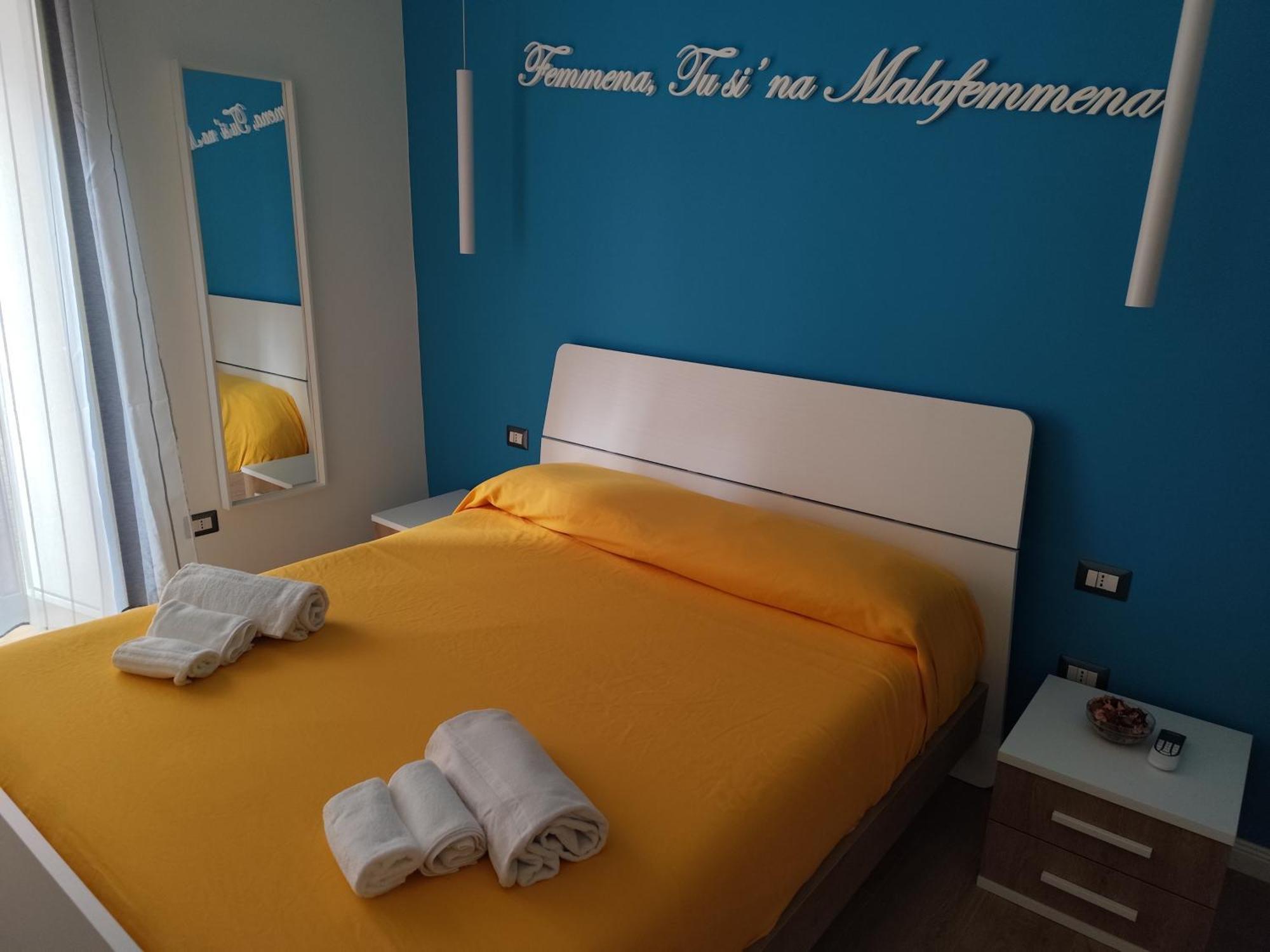 Song House Apartment Centro Storico 7 Pax 나폴리 외부 사진