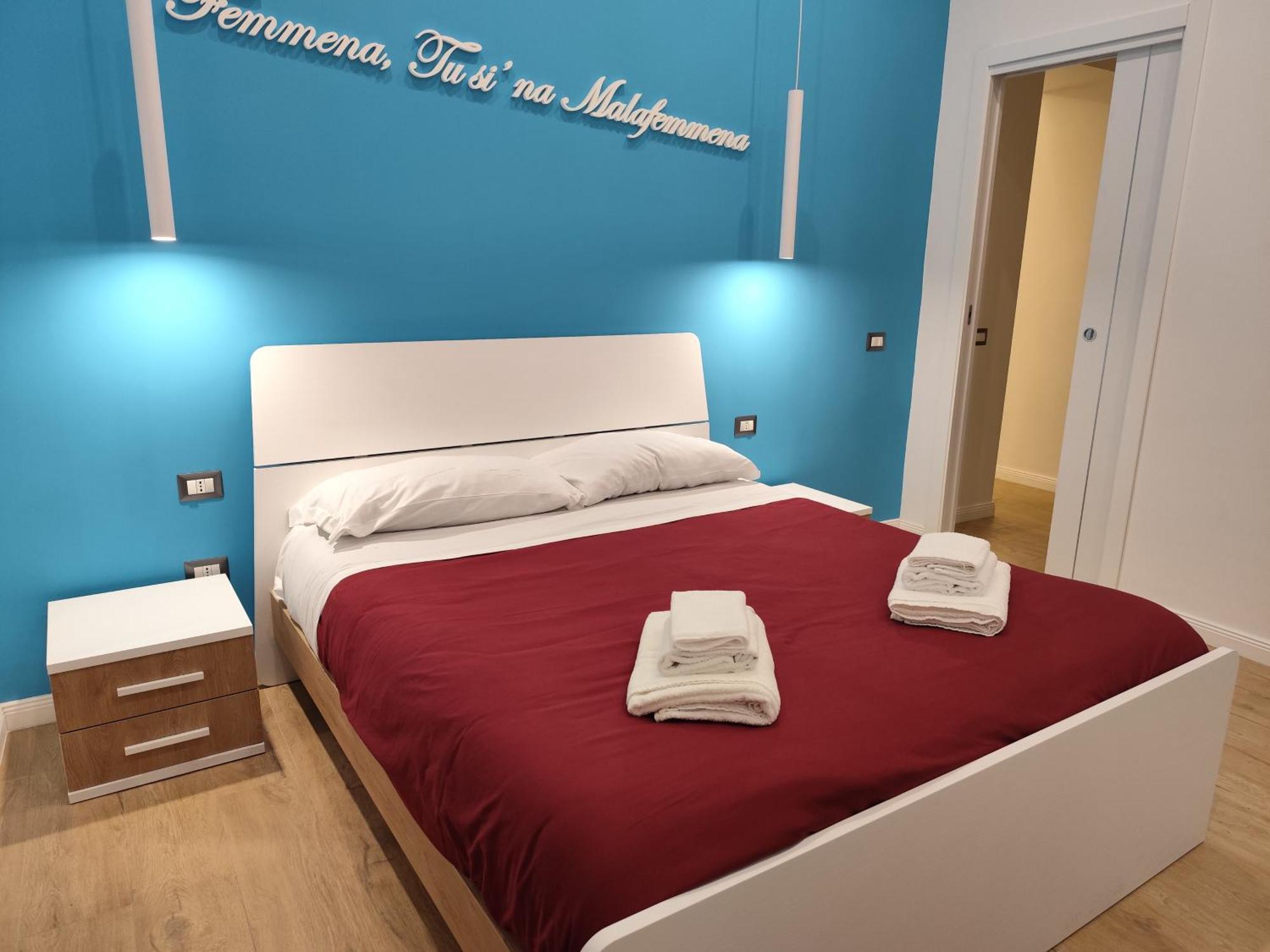 Song House Apartment Centro Storico 7 Pax 나폴리 외부 사진